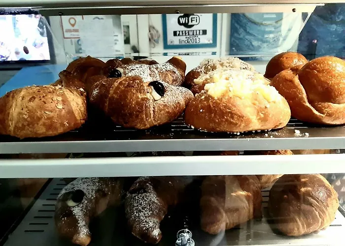 לינה וארוחת בוקר Darsena